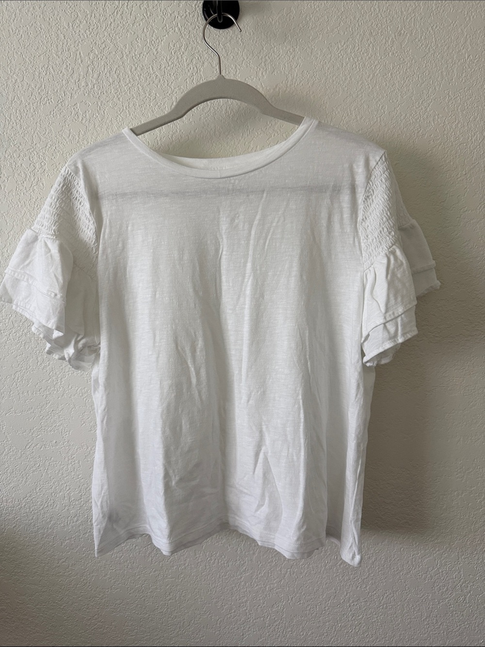 LOFT White Ruffle Sleeve Short Sleeve Tee